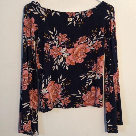 Long sleeve floral top - Picture 4 of 4